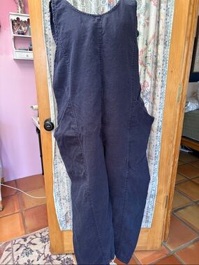Elizabeth Suzann Clyde jumpsuit in navy.